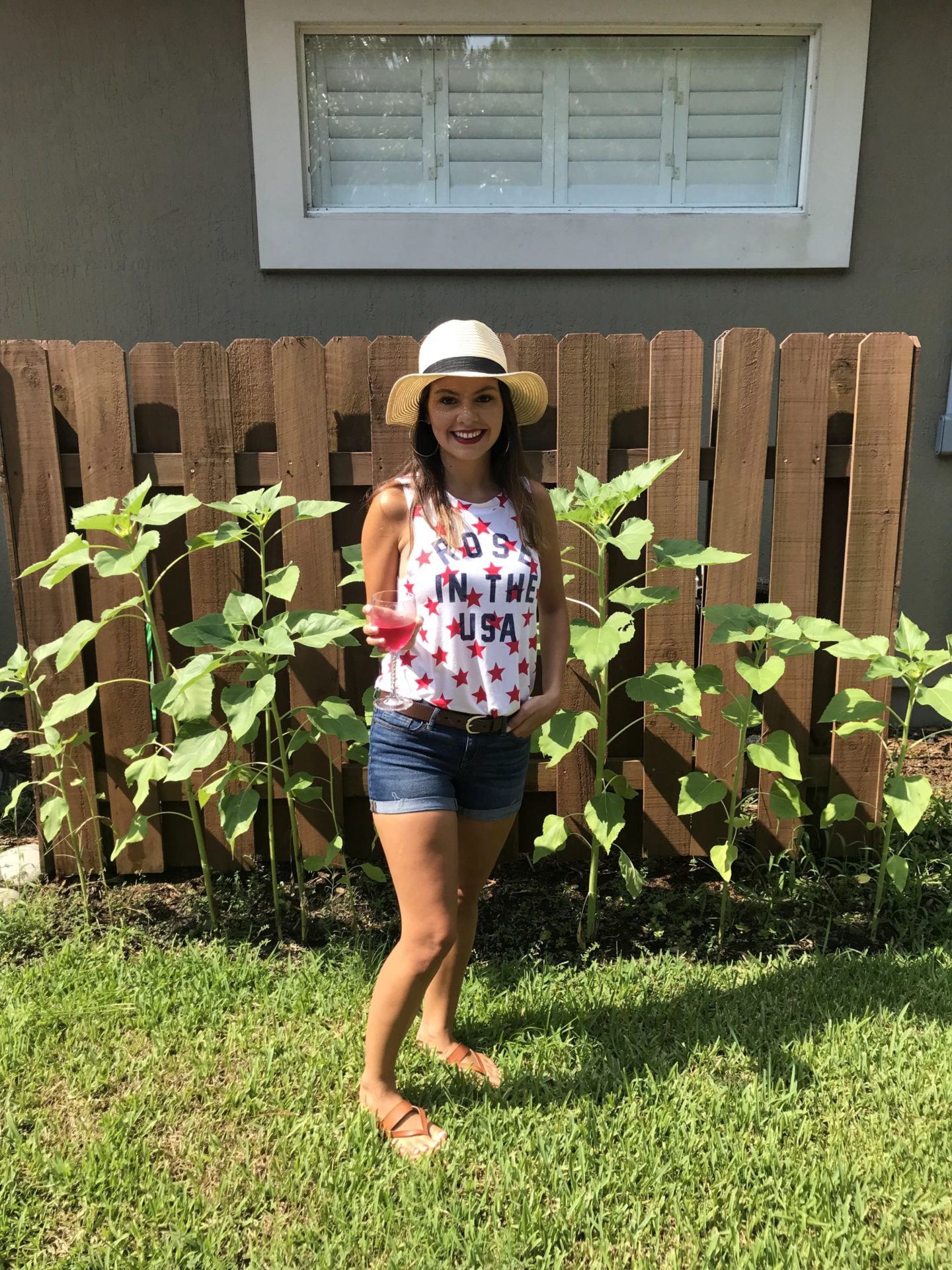 4th of July Rose in the USA T -Shirt Sunflowers sun hat rose 4th